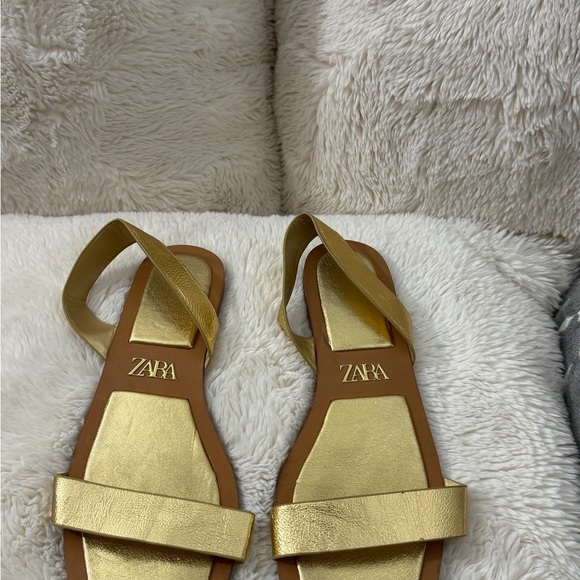Zara Metallic Gold Sandals - Picture 3 of 6
